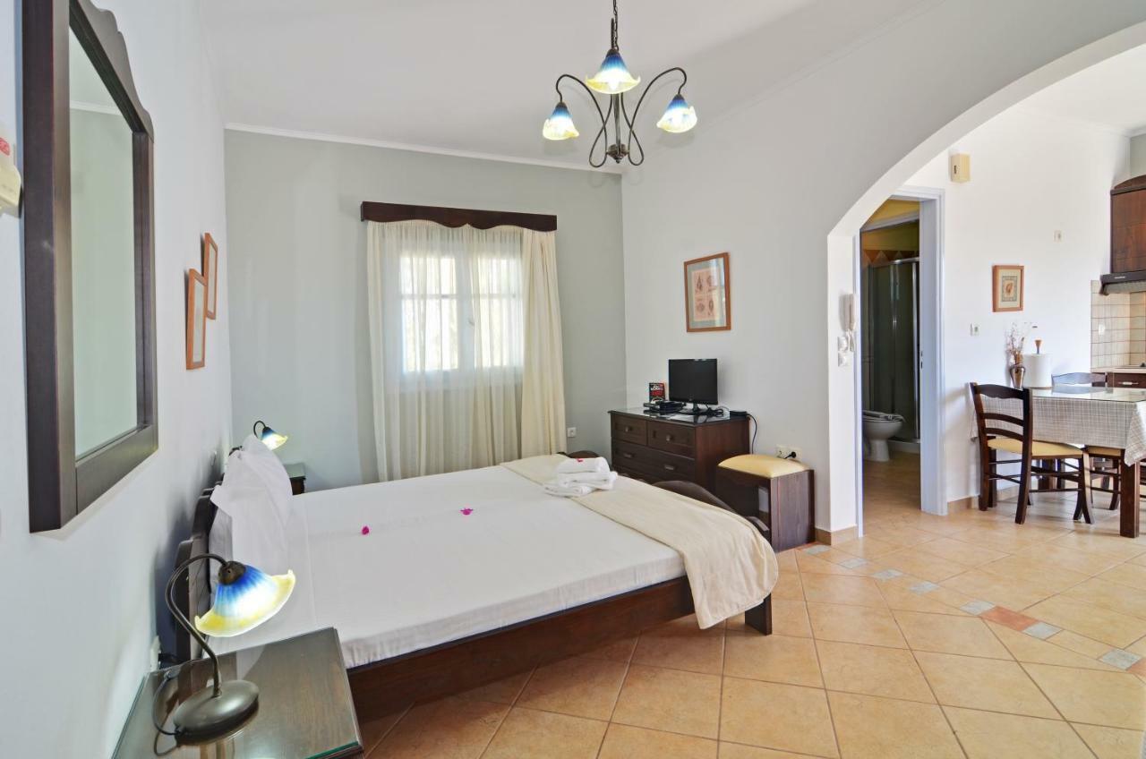 Nikos Sea View Apartments Adamantas  ภายนอก รูปภาพ