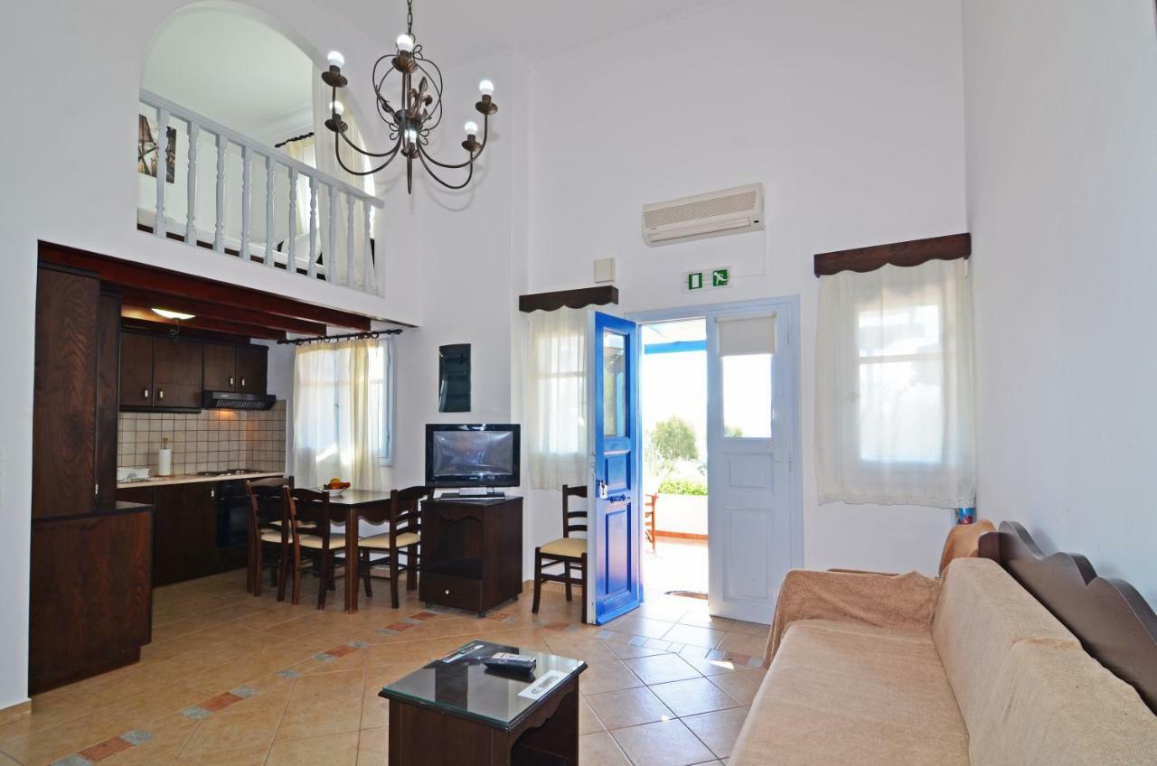 Nikos Sea View Apartments Adamantas  ภายนอก รูปภาพ