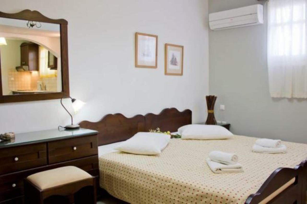 Nikos Sea View Apartments Adamantas  ภายนอก รูปภาพ