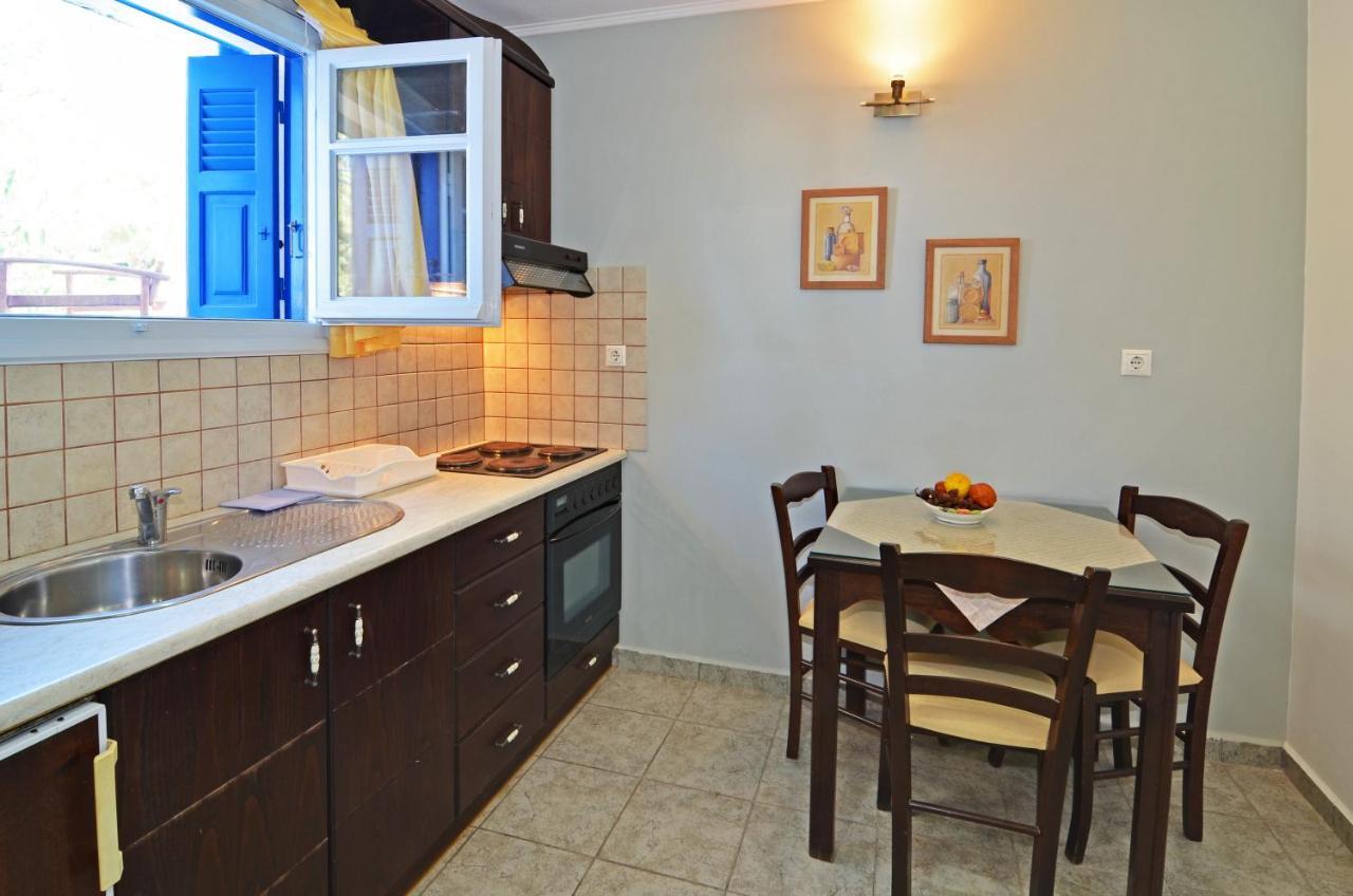 Nikos Sea View Apartments Adamantas  ภายนอก รูปภาพ